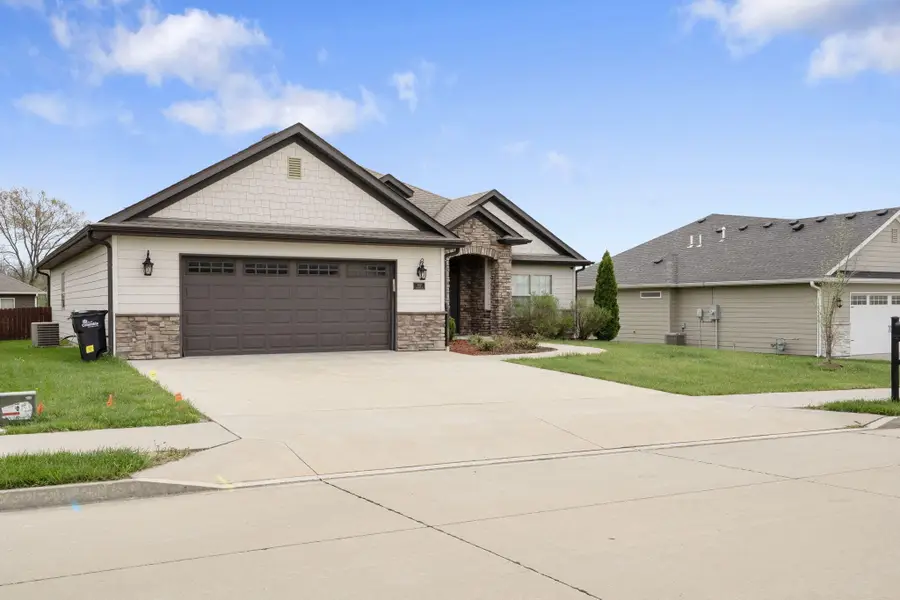 812 Rutland Dr, Columbia, MO 65203 - #3