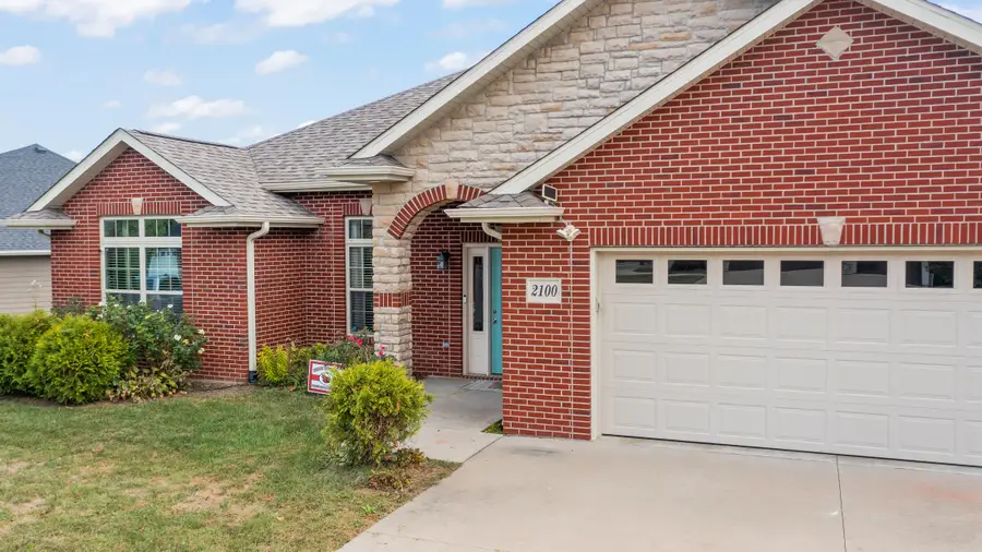 2100 Bates Creek Dr, Columbia, MO 65201 - #2