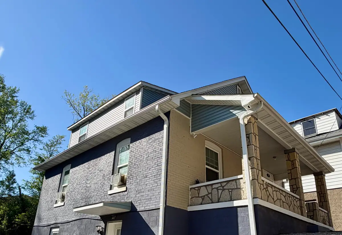 217 Benton St, Jefferson City, MO 65101 - #1