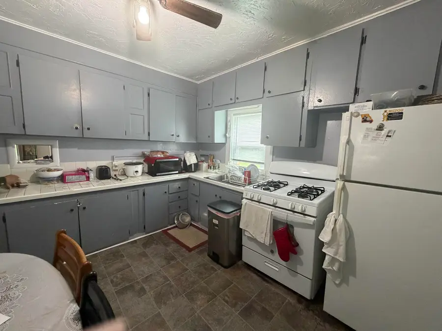 411 E Atchison St, Jefferson City, MO 65101 - #3