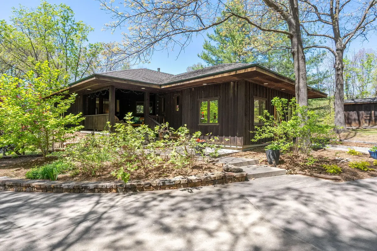 1136 U.s. Hwy 40, New Franklin, MO 65274 - #1