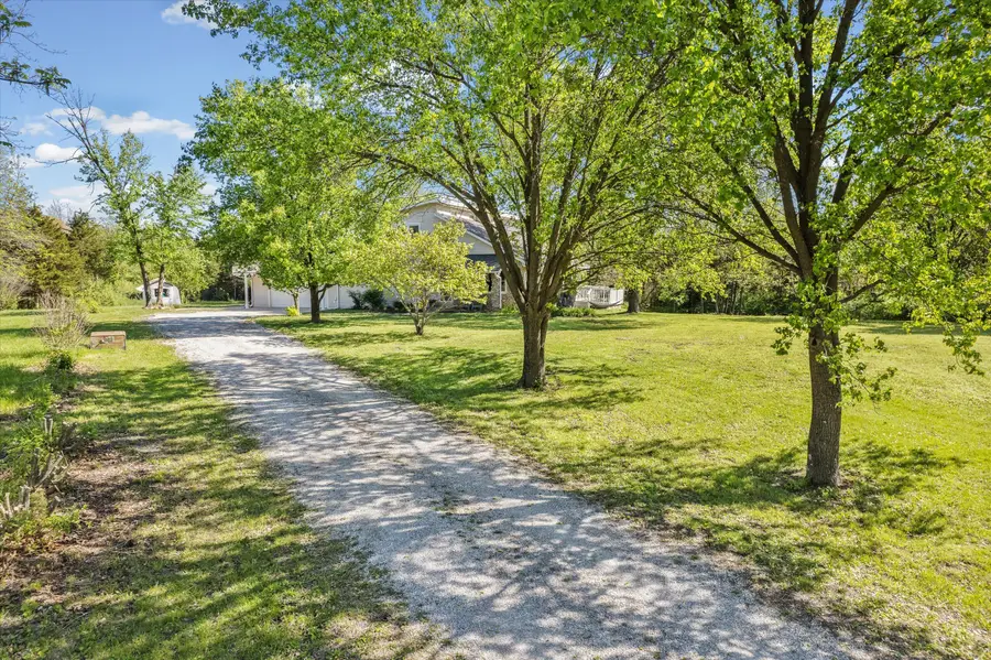 4803 W East Ridge Rd, Columbia, MO 65202 - #2