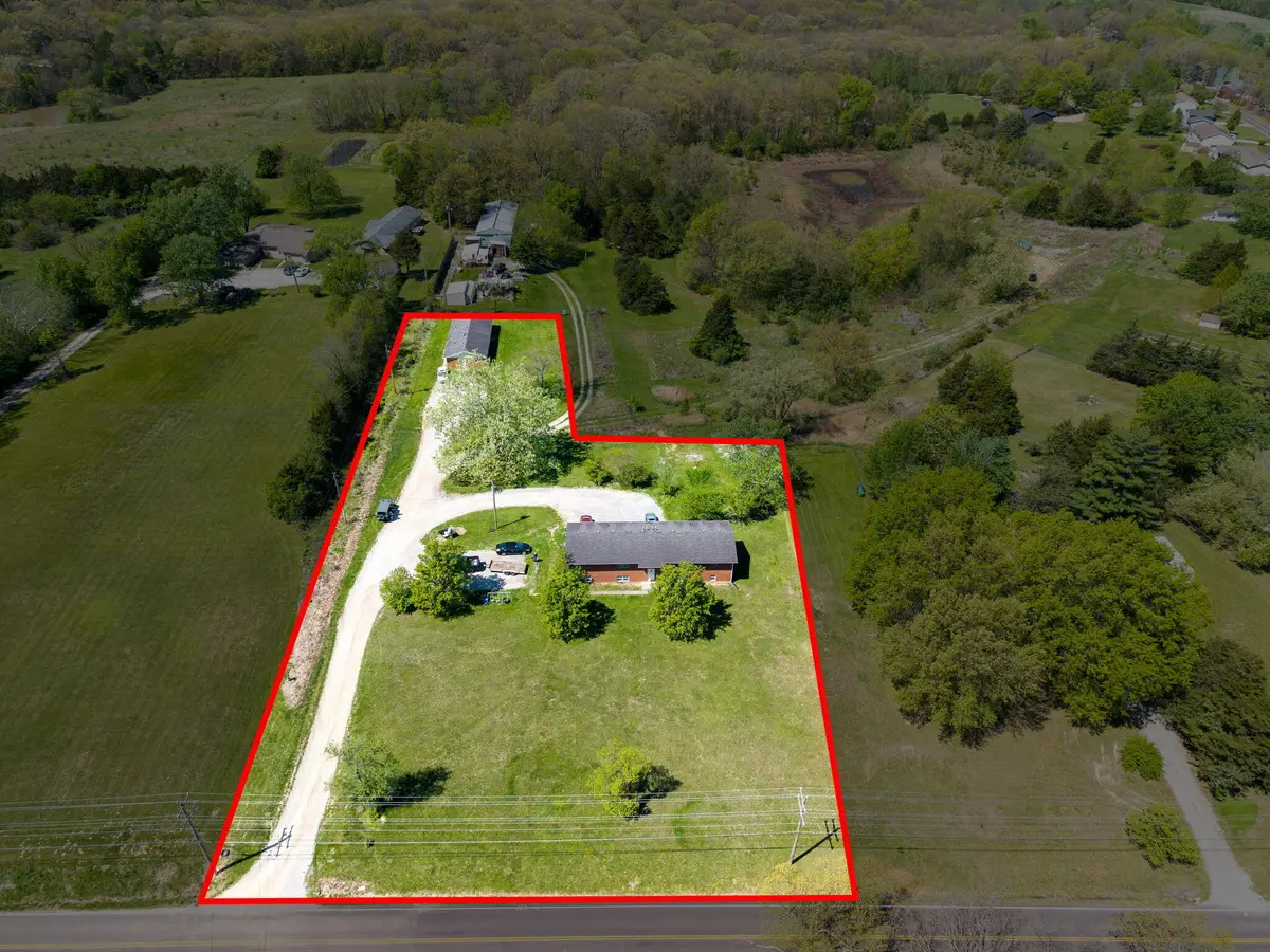 5001-5005 N Creasy Springs Rd, Columbia, MO 65202 - #1