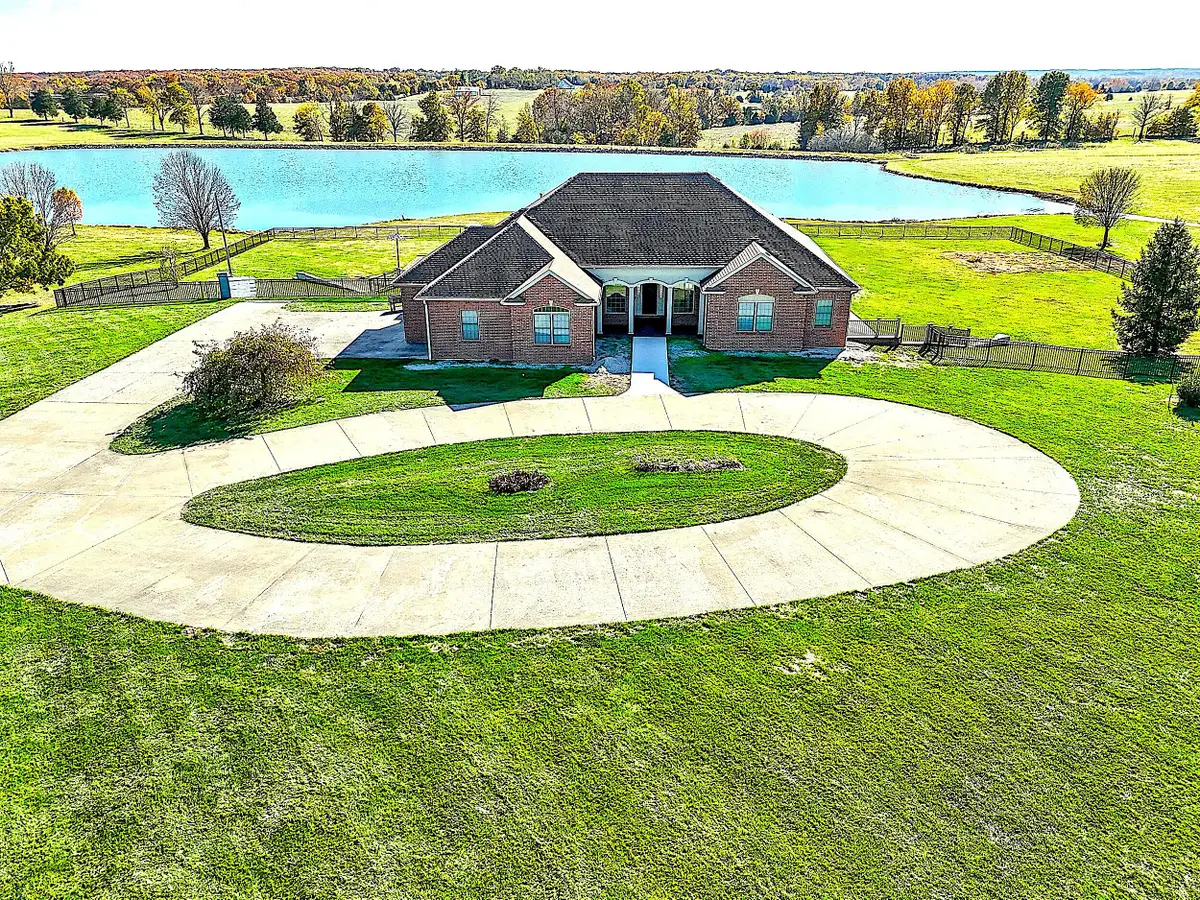 11295 N Rte E, Harrisburg, MO 65256 - #1