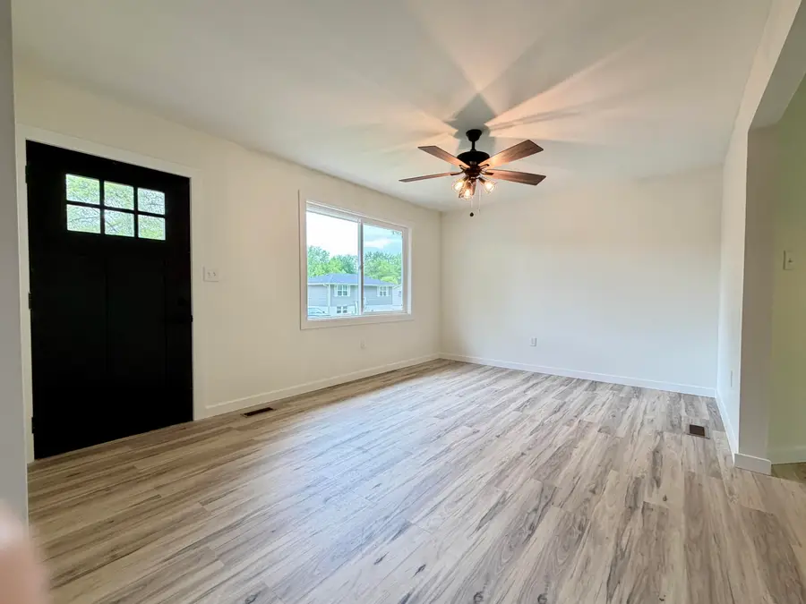 1405 Grayling Dr, Boonville, MO 65233 - #2