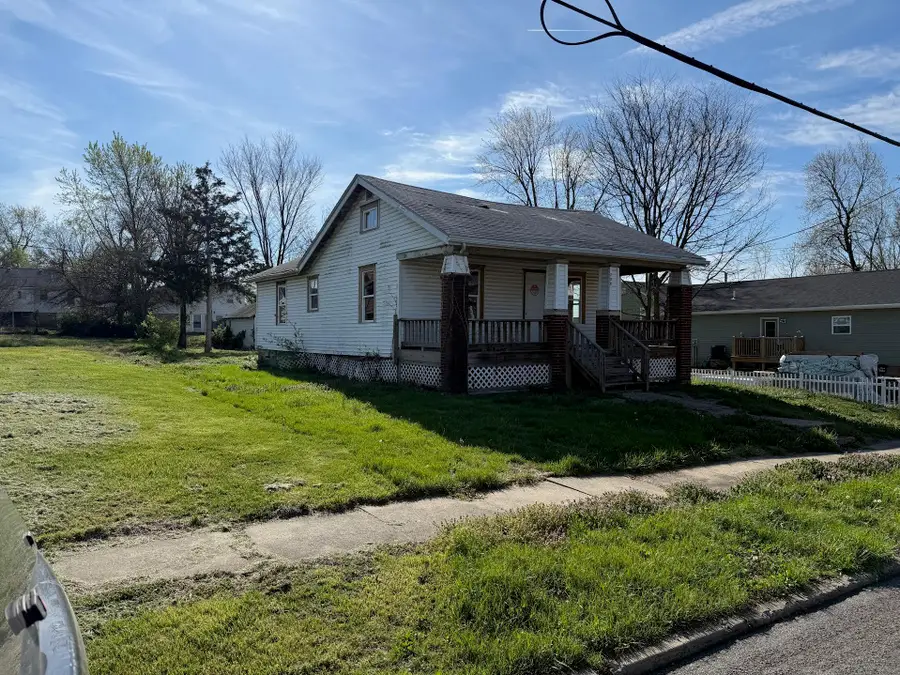 728 Grand Ave, Fulton, MO 65251 - #2