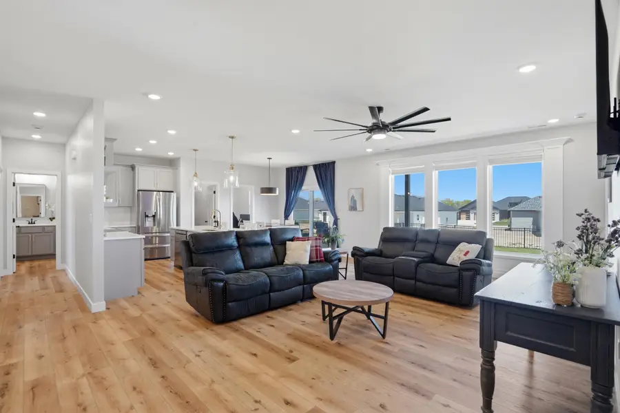 14596 Mettler Dr, Hallsville, MO 65255 - #2