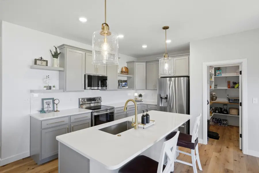 14596 Mettler Dr, Hallsville, MO 65255 - #3