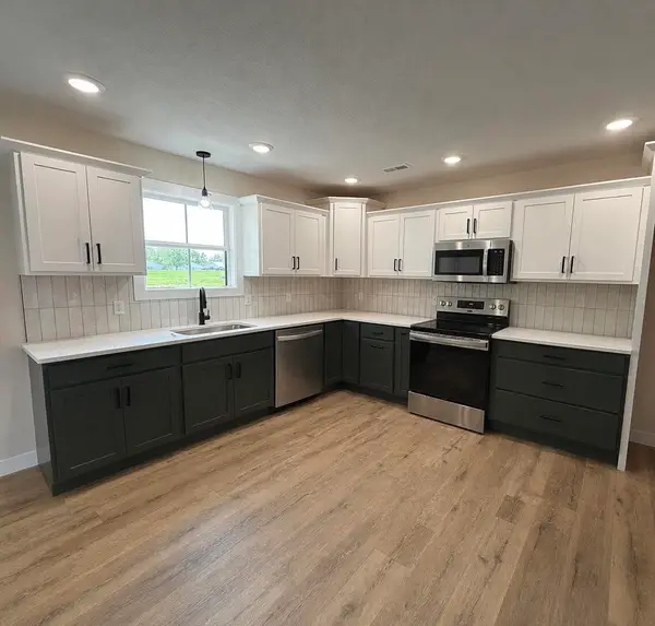 210 Love St, AUXVASSE, MO 65231