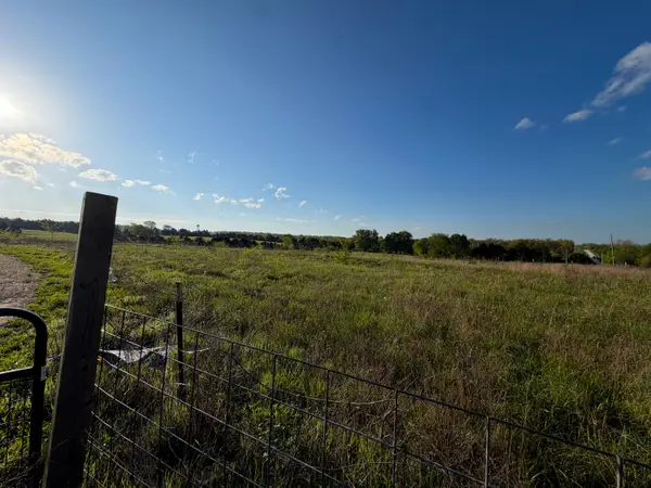 7204 State Road J, NEW BLOOMFIELD, MO 65063