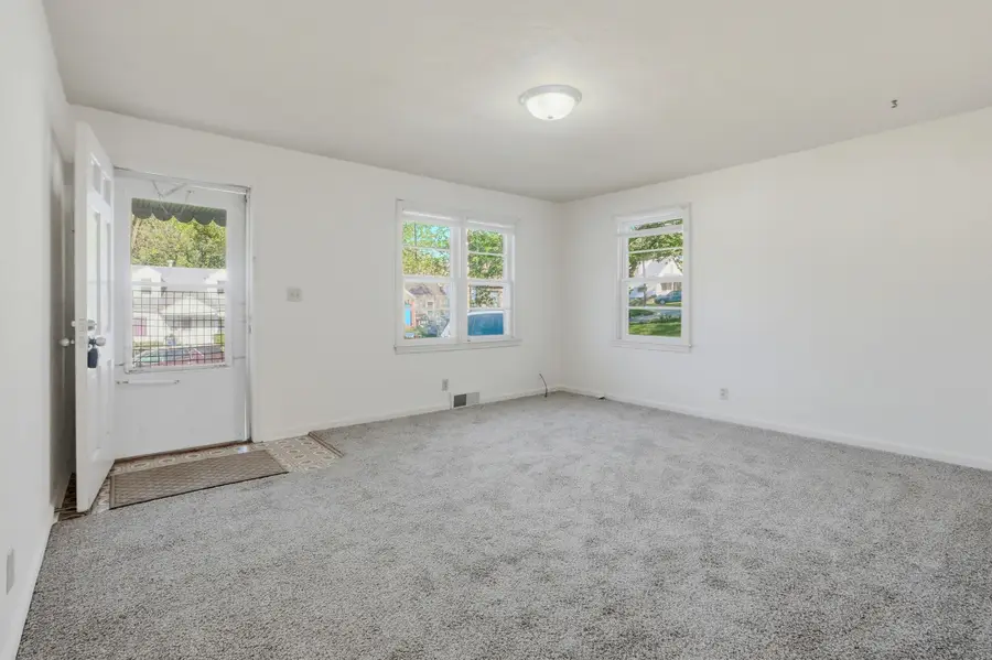 1212 3rd St, Boonville, MO 65233 - #2