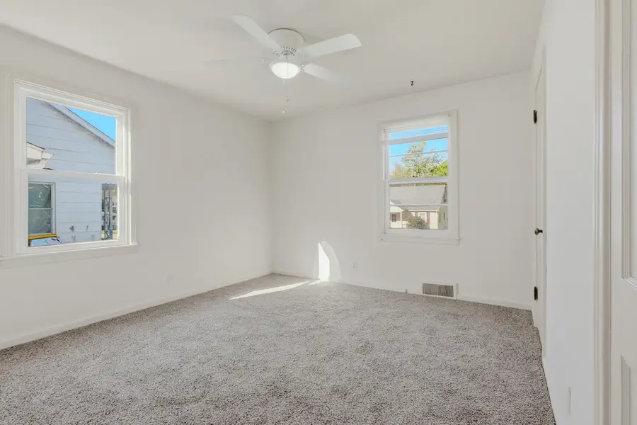 1212 3rd St, Boonville, MO 65233 - #3