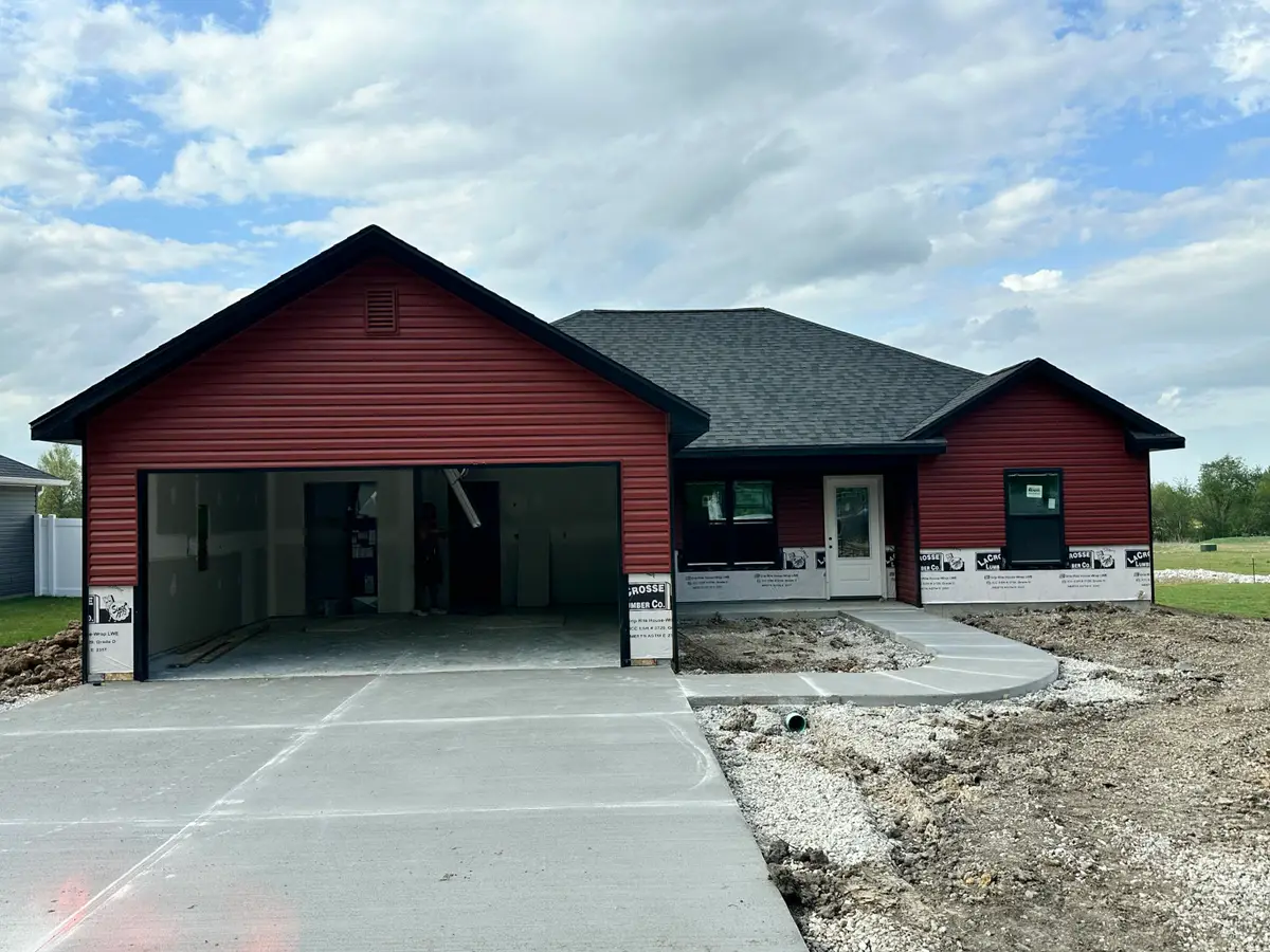 217 W Francis St, Sturgeon, MO 65284 - #1