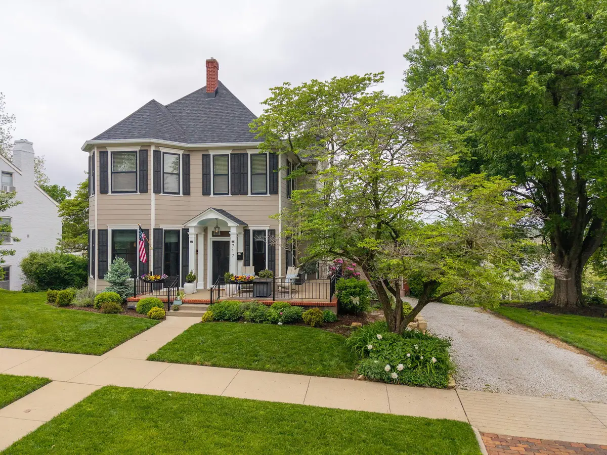 717 High St, Boonville, MO 65233 - #1