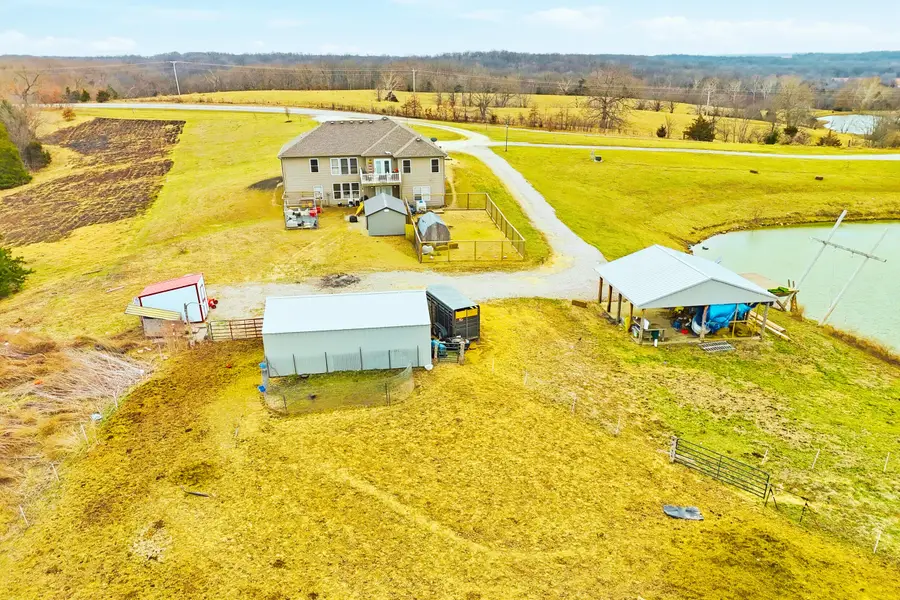 3739 Hwy 124, Harrisburg, MO 65256 - #3