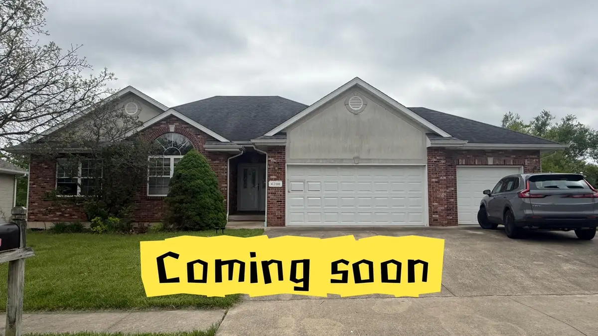 4200 Cedar Crest Ln, Columbia, MO 65203 - #1