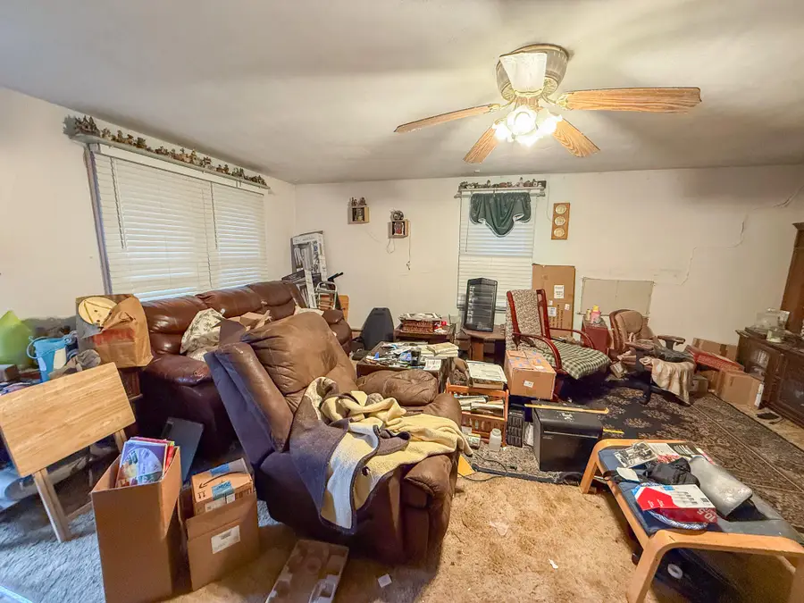 422 Alexander Ave, Columbia, MO 65203 - #3