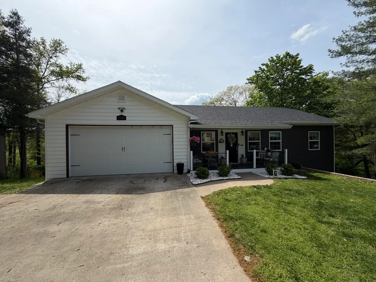 2131 S Alamos Pl, Columbia, MO 65201 - #1