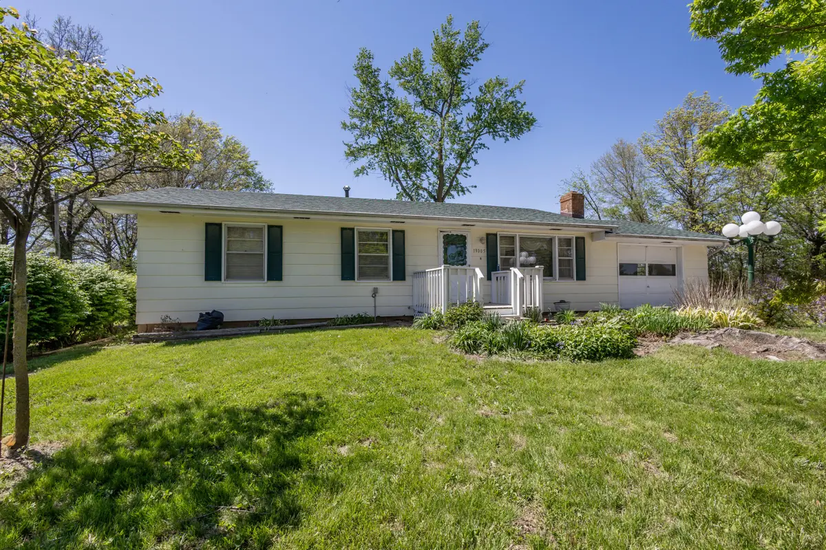 13005 N Route B, Hallsville, MO 65255 - #1