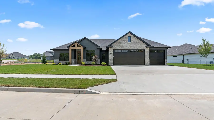 2719 Easley Cabin Cir, Columbia, MO 65201 - #2