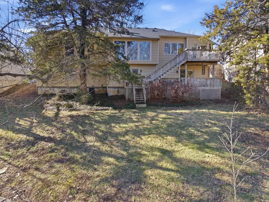 2412 Hillshire Dr, Columbia, MO 65203 - #2