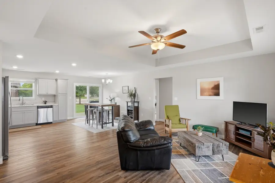 5621 Geyser Blvd, Columbia, MO 65202 - #3