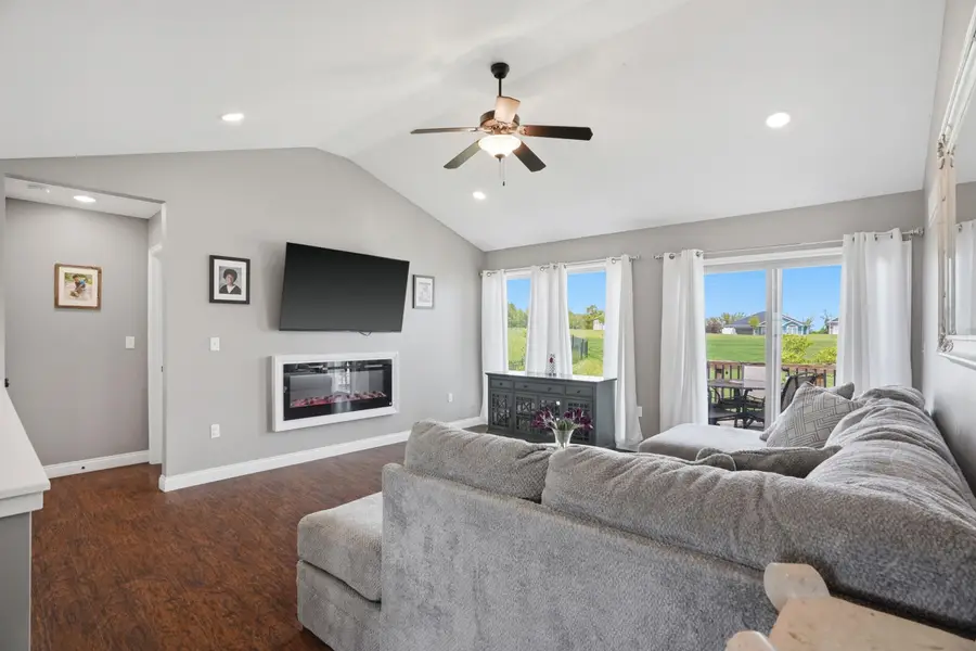 4275 W Posey Ln, Columbia, MO 65203 - #3