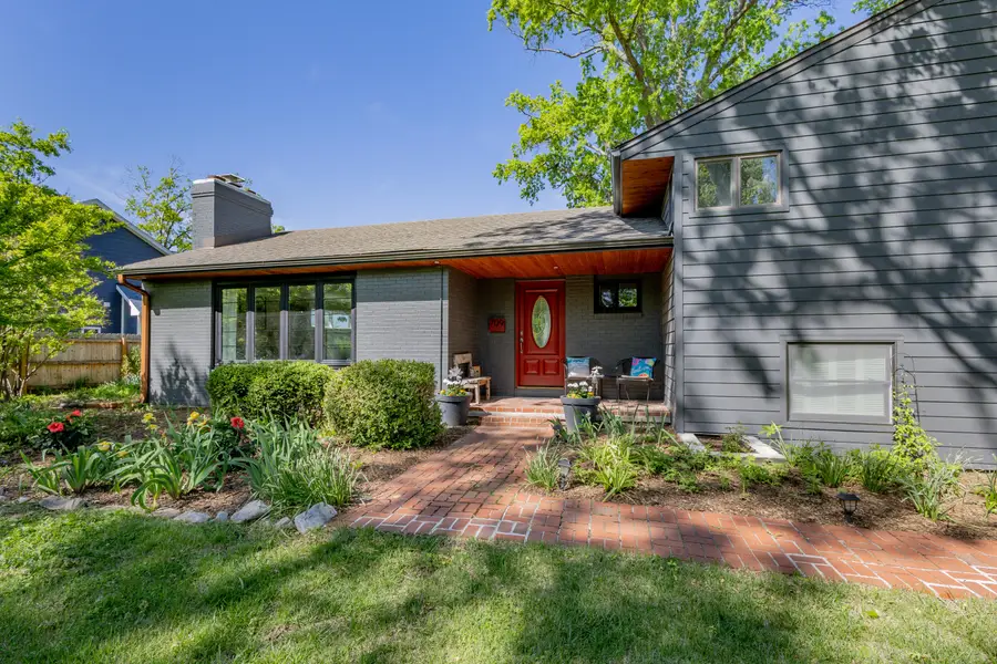 709 Russell Blvd, Columbia, MO 65203 - #2