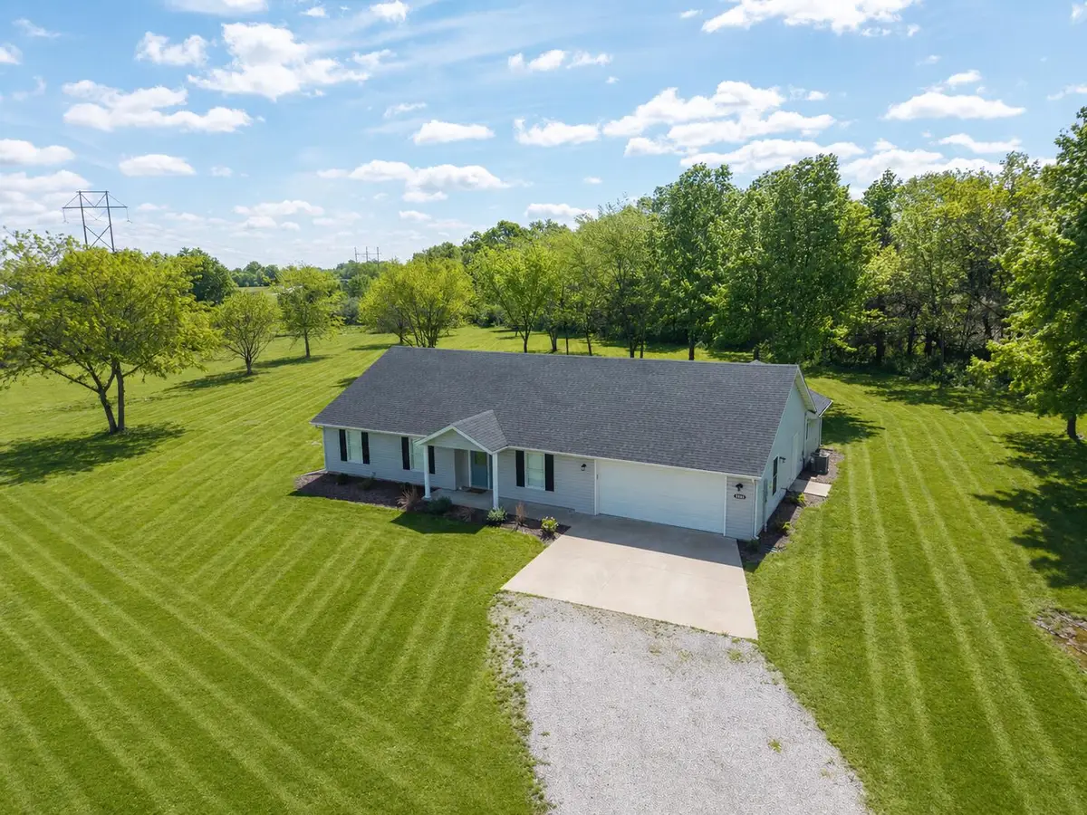 5850 N Liddell Ln, Columbia, MO 65202 - #1