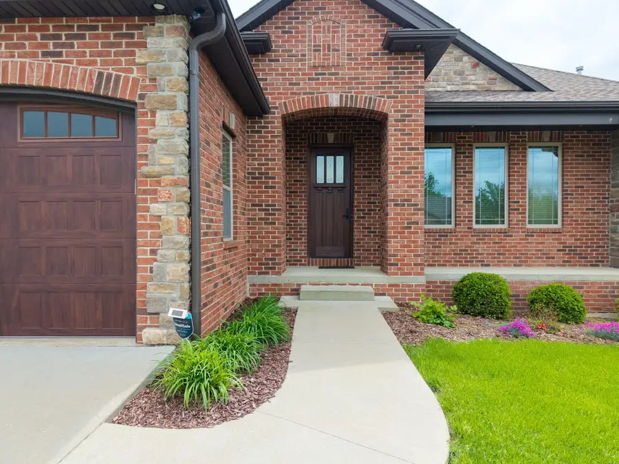 2703 Bristol Lake Dr, Columbia, MO 65201 - #3