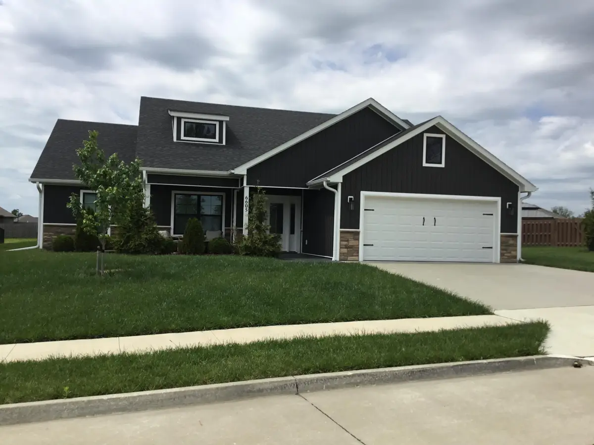 6605 Gail Ct, Hallsville, MO 65255 - #1