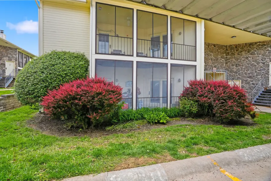 2201 Park Deville Pl, Columbia, MO 65203 - #2