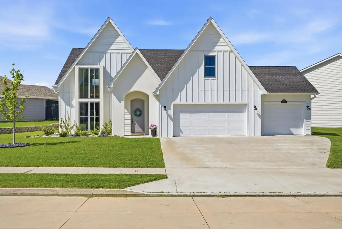 1031 Shore Acres Loop, Columbia, MO 65201 - #1