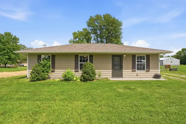 102 Chevy Chase Ln, NEW BLOOMFIELD, MO 65063
