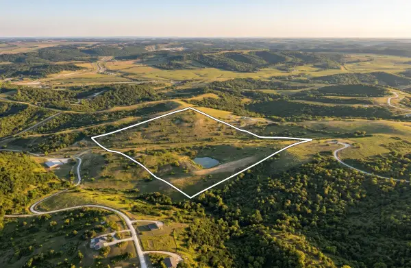 Fletcher Ln, HOLTS SUMMIT, MO 65043