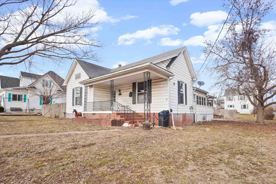 927 E Promenade St, Mexico, MO 65265 - #3