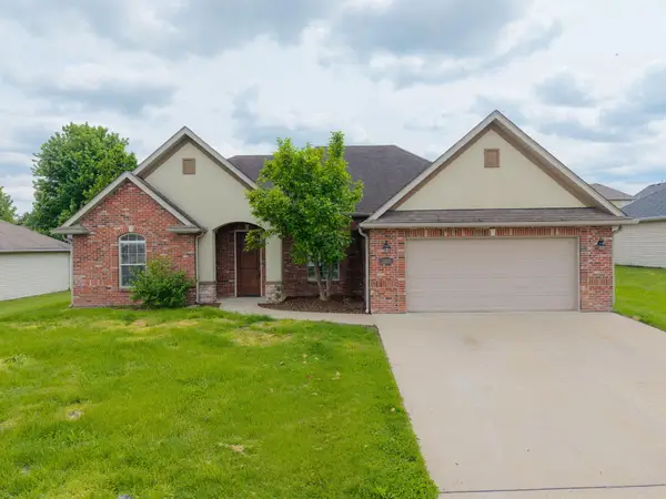 3002 Ballard Mill Dr, COLUMBIA, MO 65203