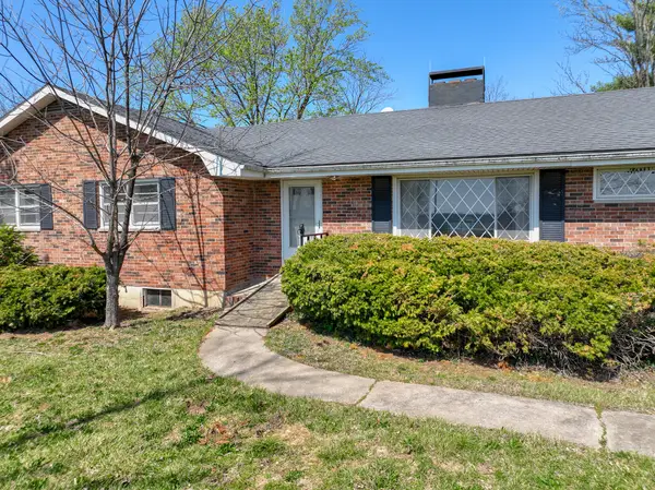 1915 State Road Y, NEW BLOOMFIELD, MO 65063