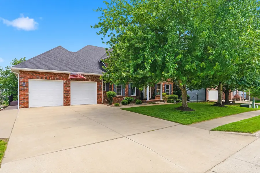 4012 Curt Dr, Columbia, MO 65203 - #3