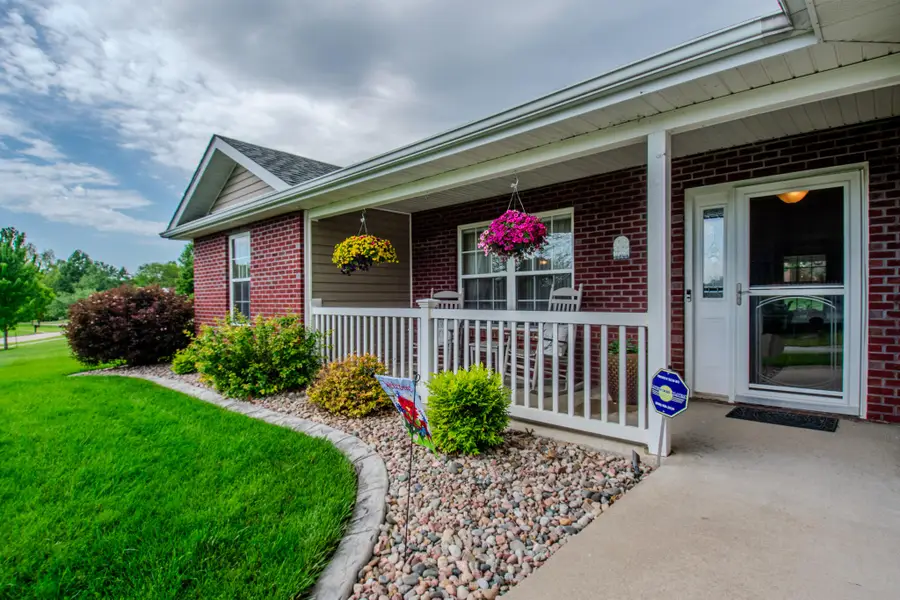 72 S Larand Dr, Holts Summit, MO 65043 - #2
