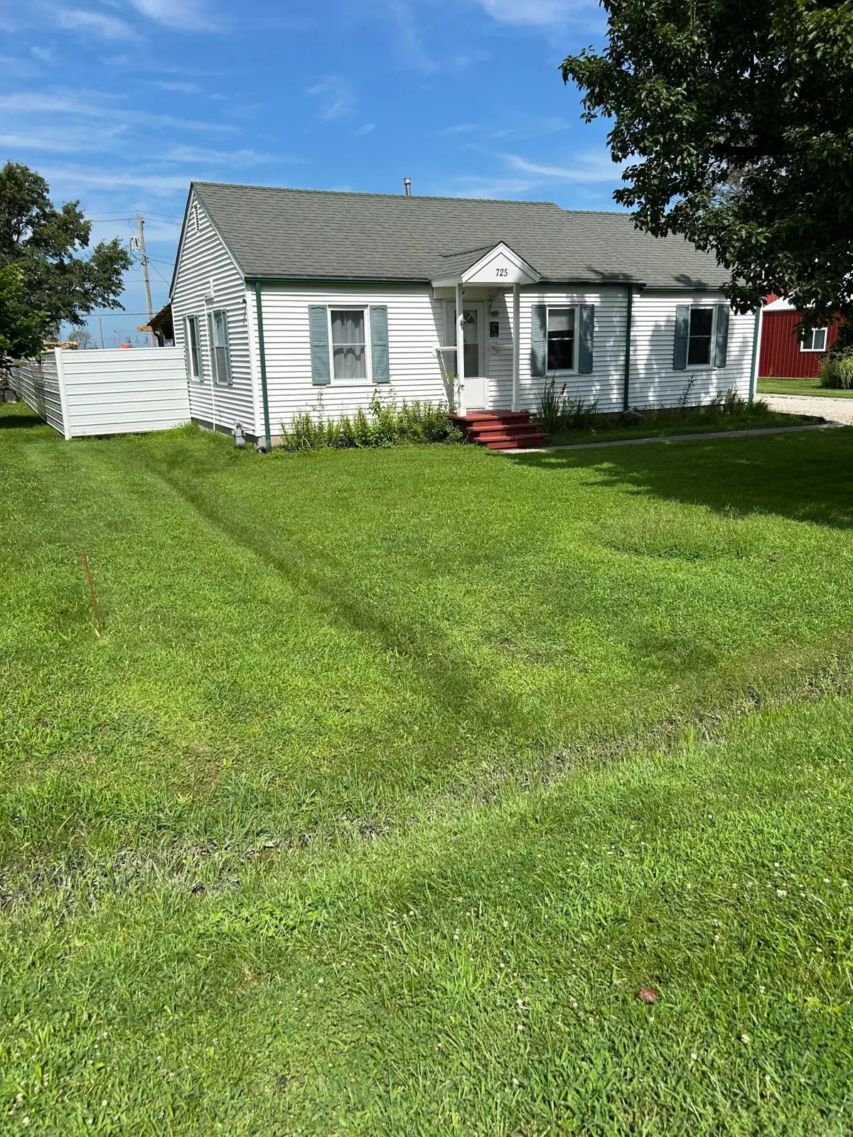 725 N Allen St, Centralia, MO 65240 - #1