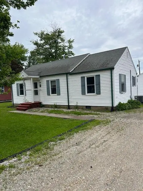 725 N Allen St, Centralia, MO 65240 - #2
