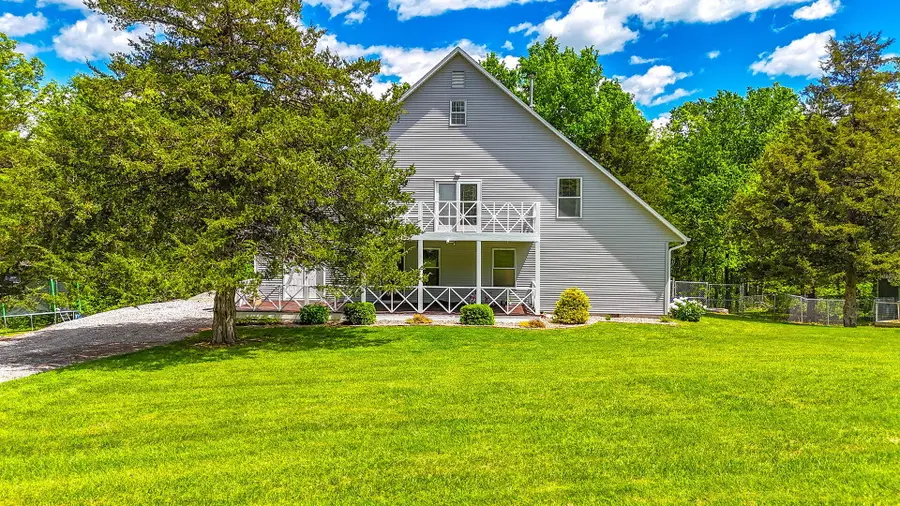3720 N Hinshaw Dr, Columbia, MO 65202 - #2