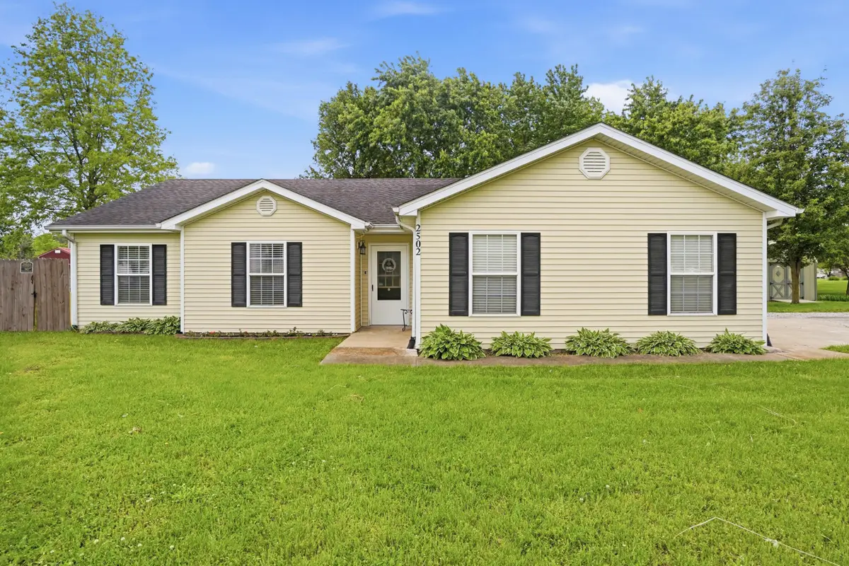 2502 E Buffalo Dr, Columbia, MO 65202 - #1