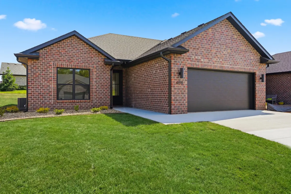 4811 Carlisle Ct, Columbia, MO 65201 - #1