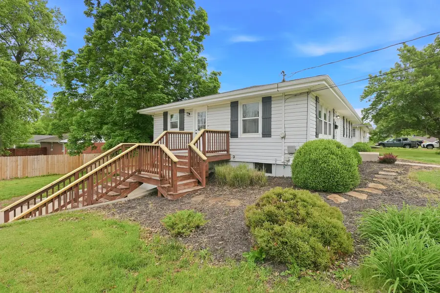 1001 Chippewa Dr, Fulton, MO 65251 - #2