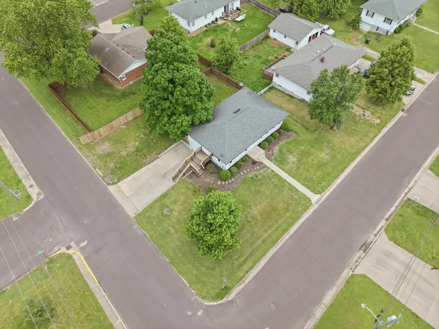 1001 Chippewa Dr, Fulton, MO 65251 - #3