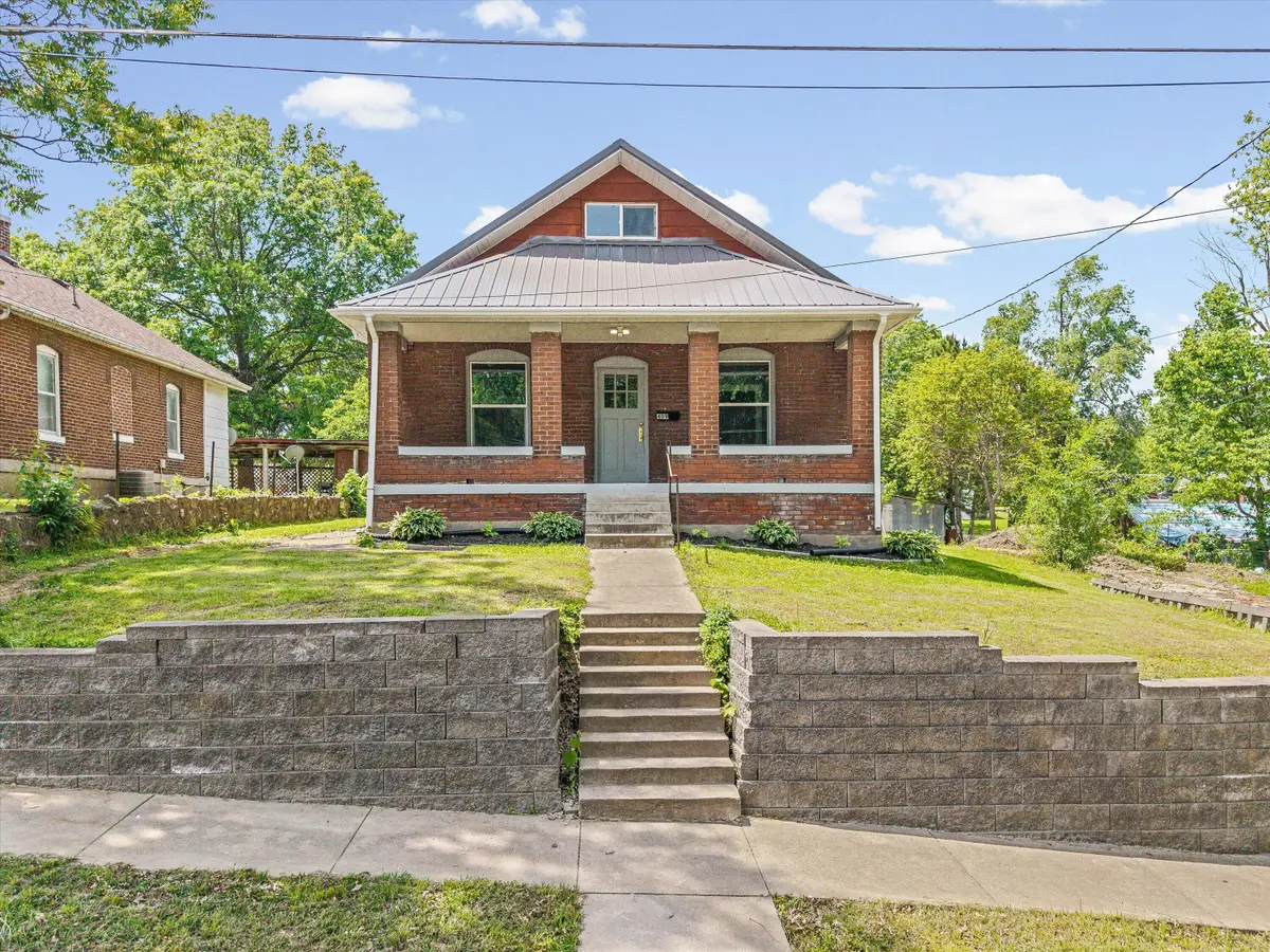 409 West St, Boonville, MO 65233 - #1