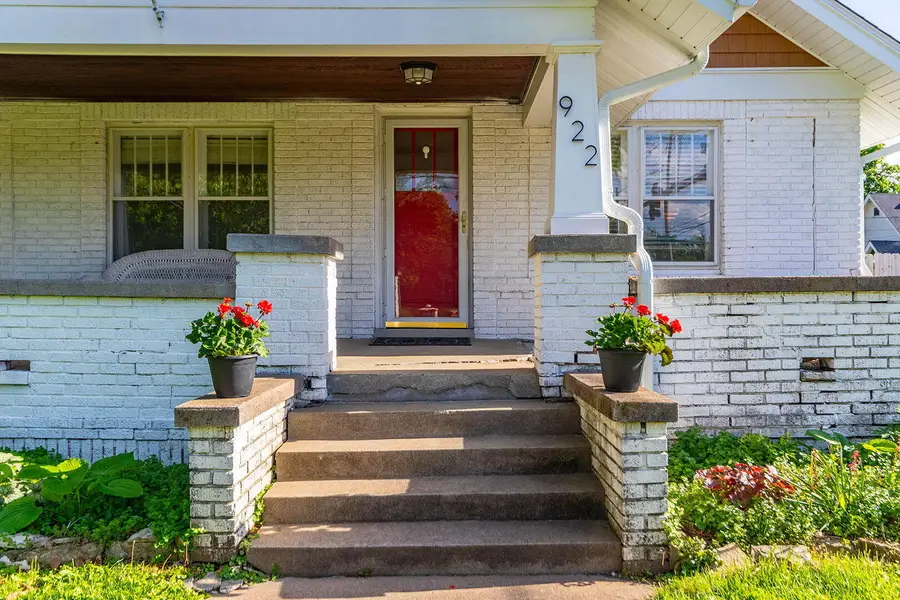 922 W Broadway, Columbia, MO 65203 - #2