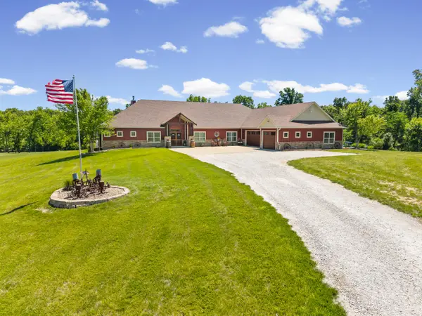 8500 W Graham Rd, ROCHEPORT, MO 65279